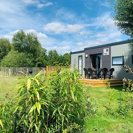 Village de vacances Domaine De Diane 4*