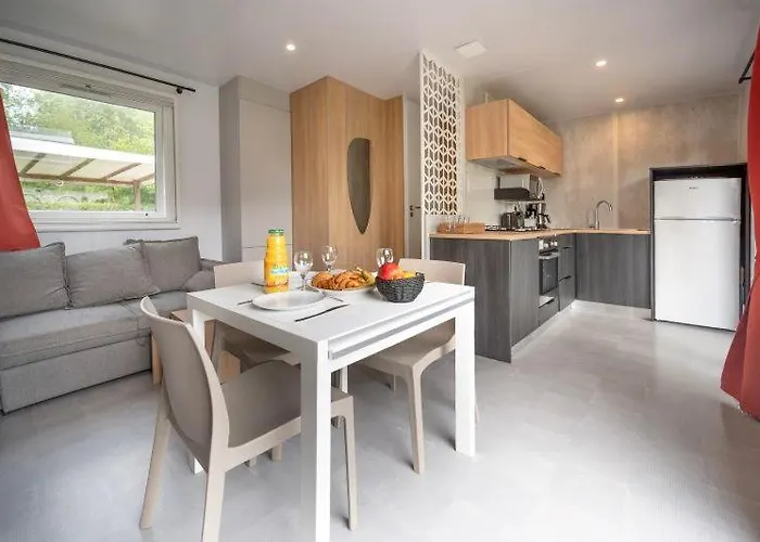 Holiday park Domaine De Diane 4*