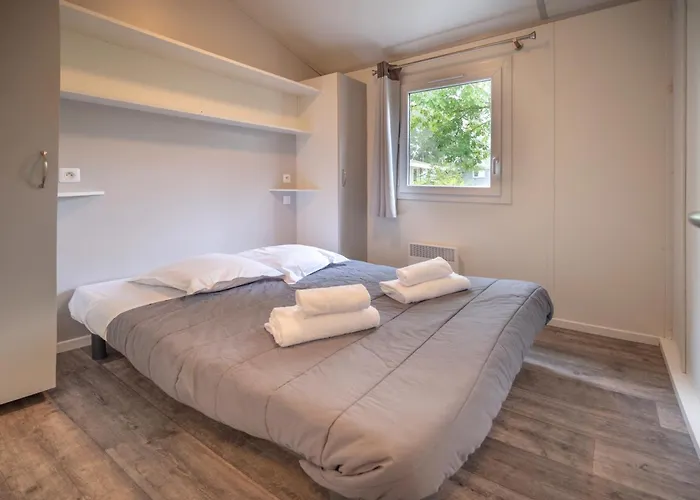 Domaine De Diane Holiday park